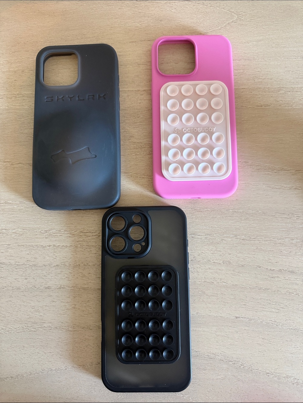 Phone Case Bundle - Black and Pink 16 pro max